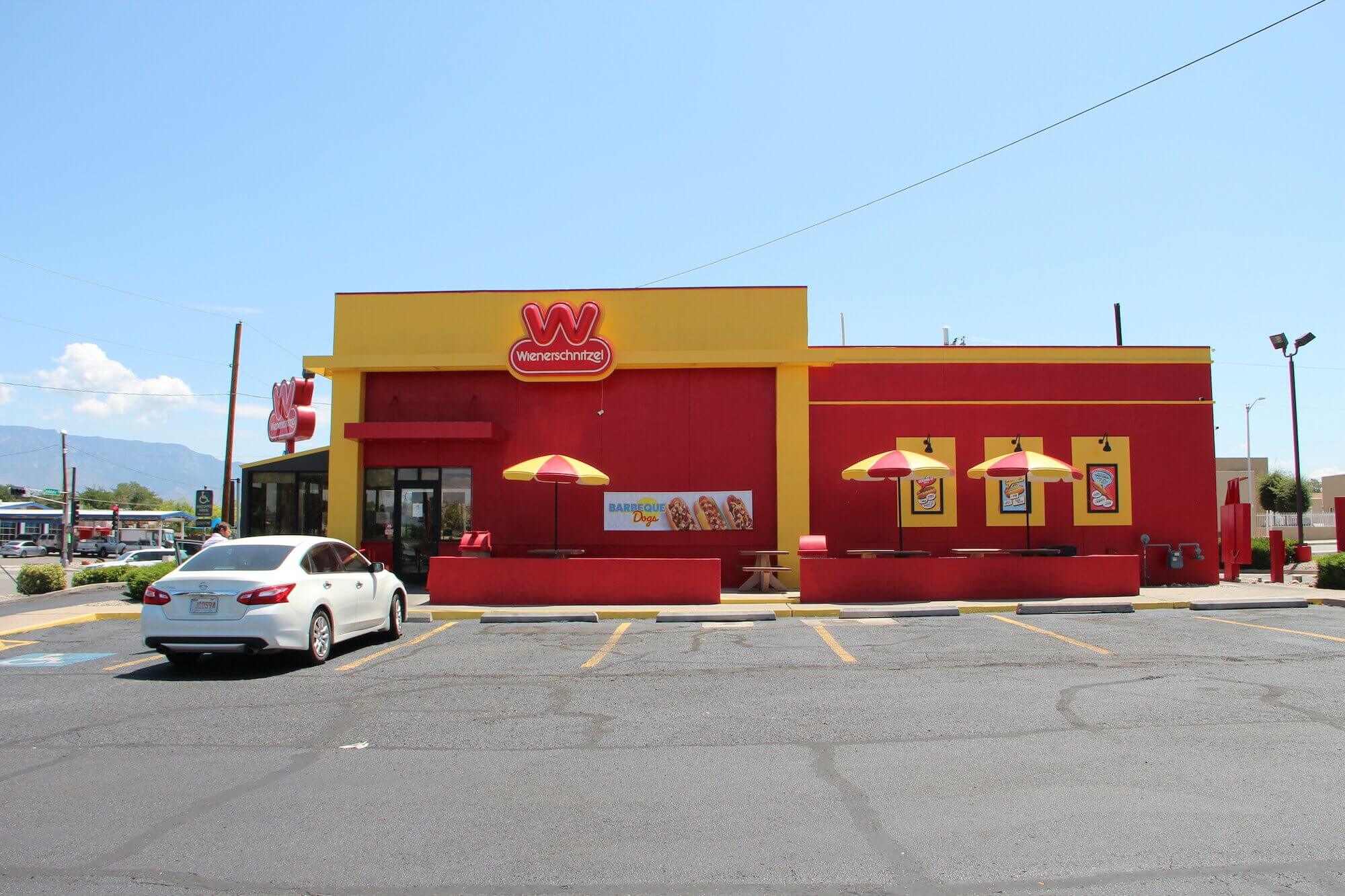 Picture of Wienerschnitzel 2929 Carlisle Blvd NE, Albuquerque, NM 87110